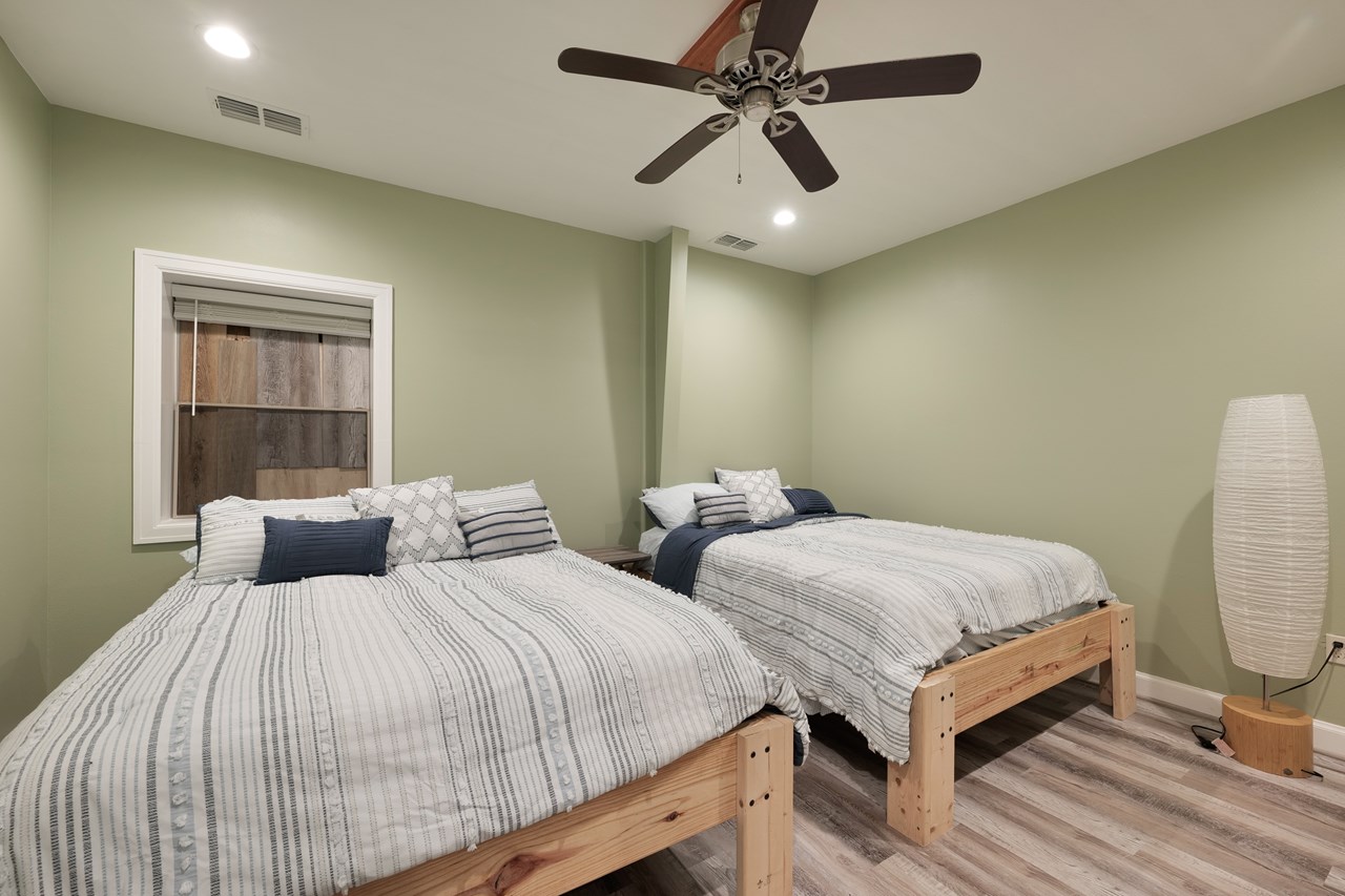 bedroom down