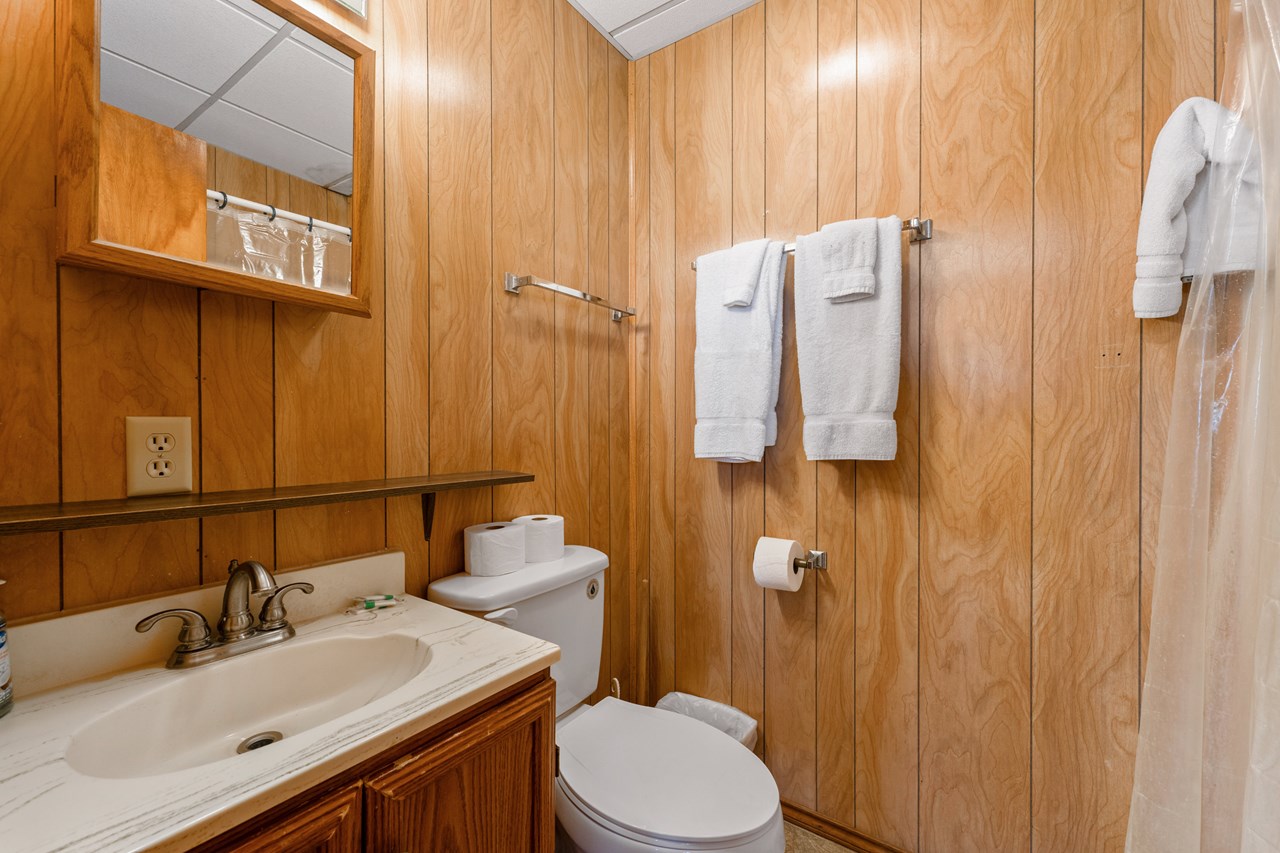 bathroom number 2 upstairs